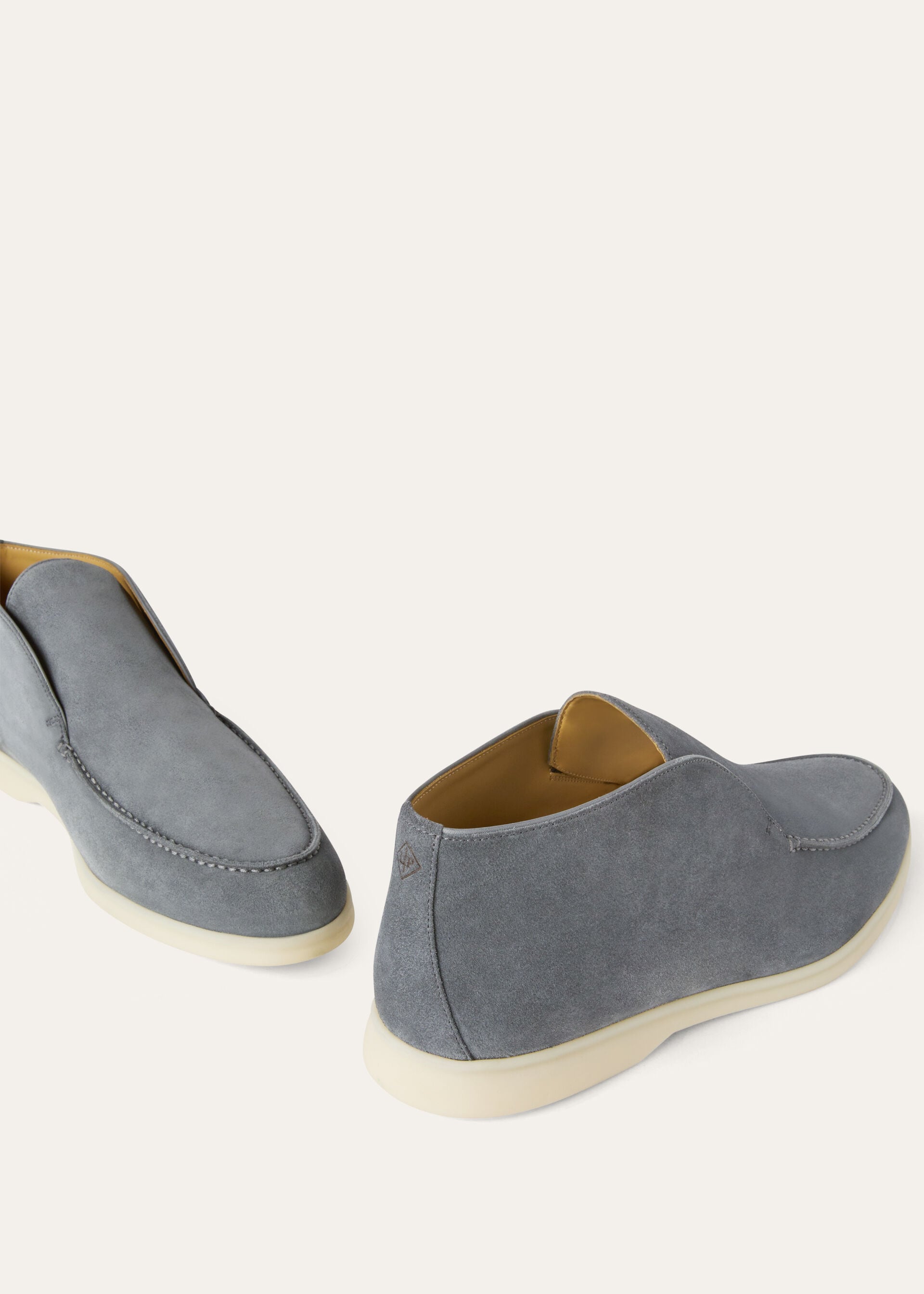 OPEN WALK SUEDE