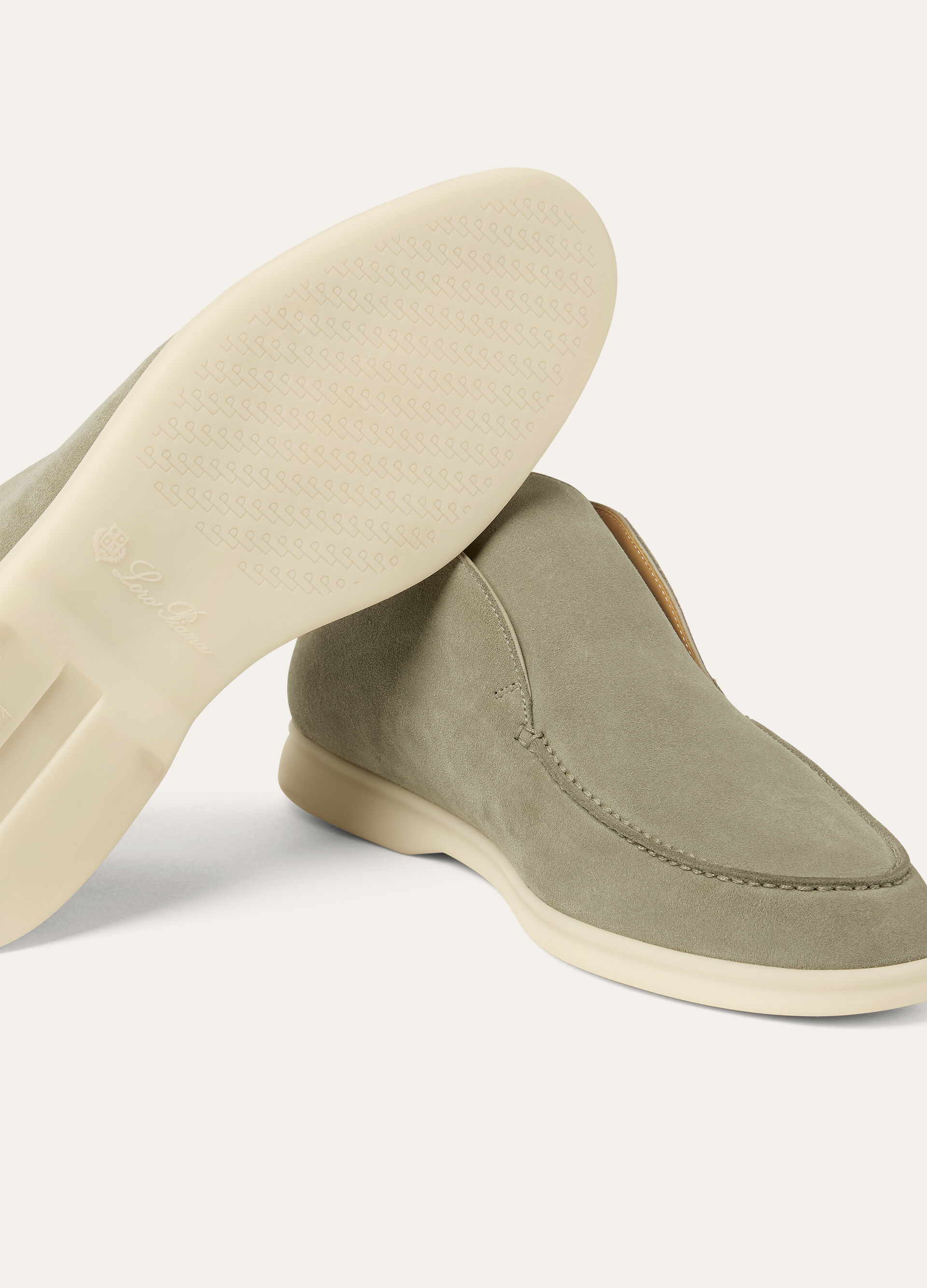 OPEN WALK SUEDE