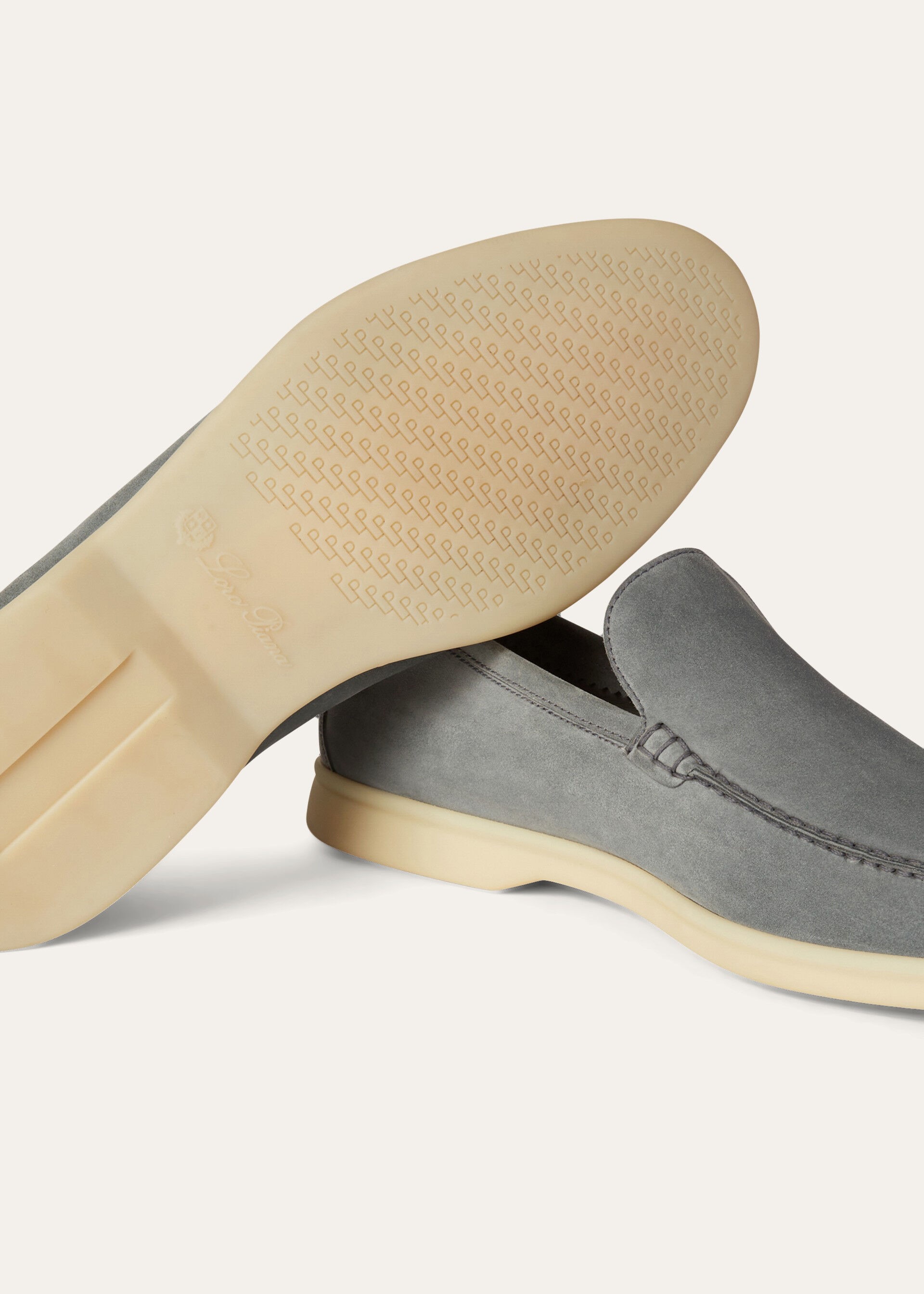 SUMMER WALK SUEDE