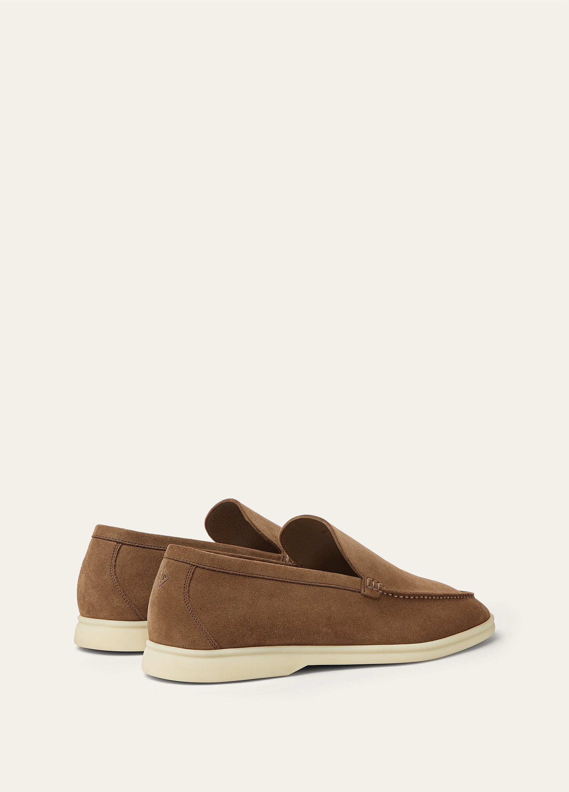 SUMMER WALK SUEDE