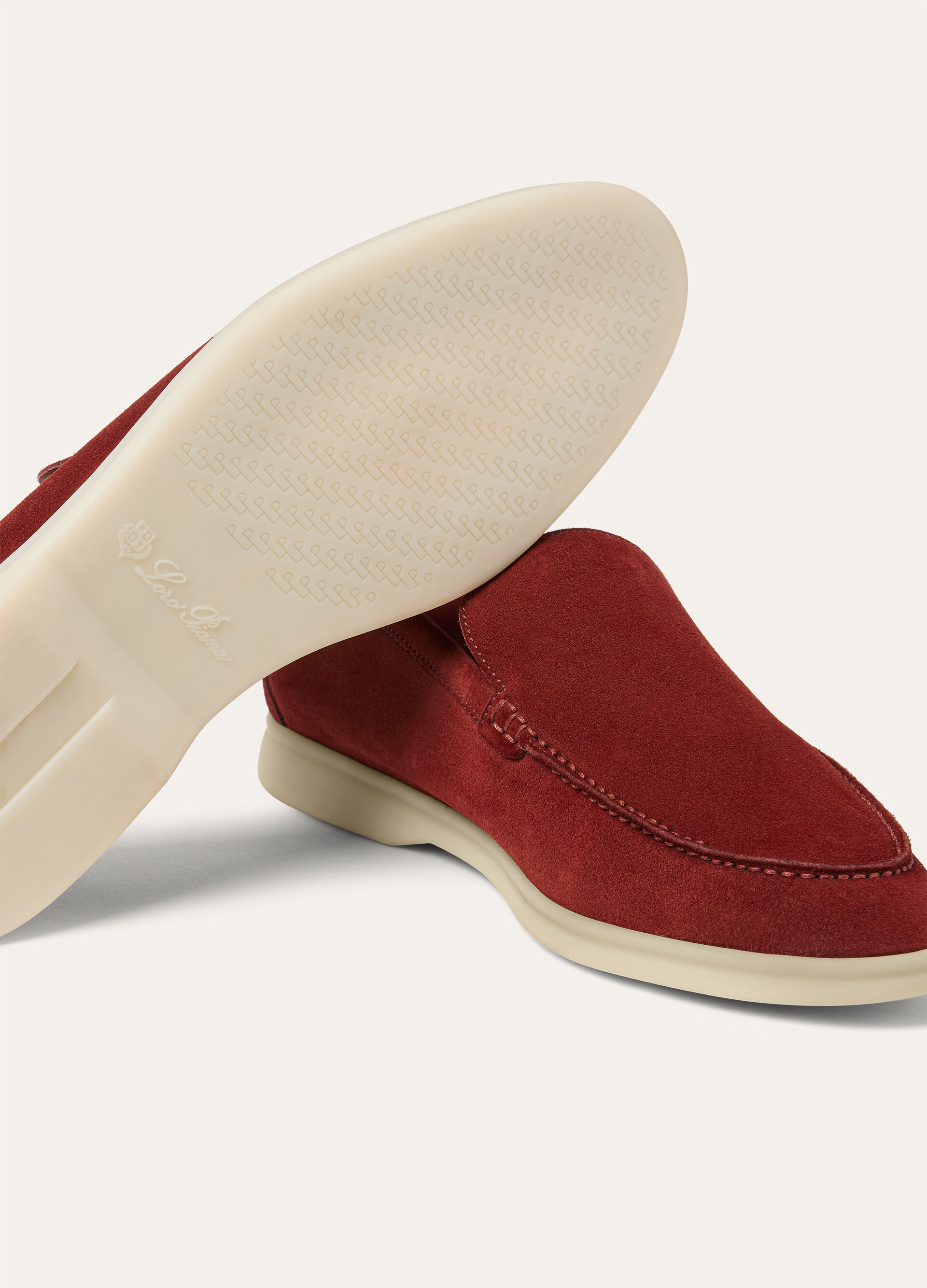 SUMMER WALK SUEDE