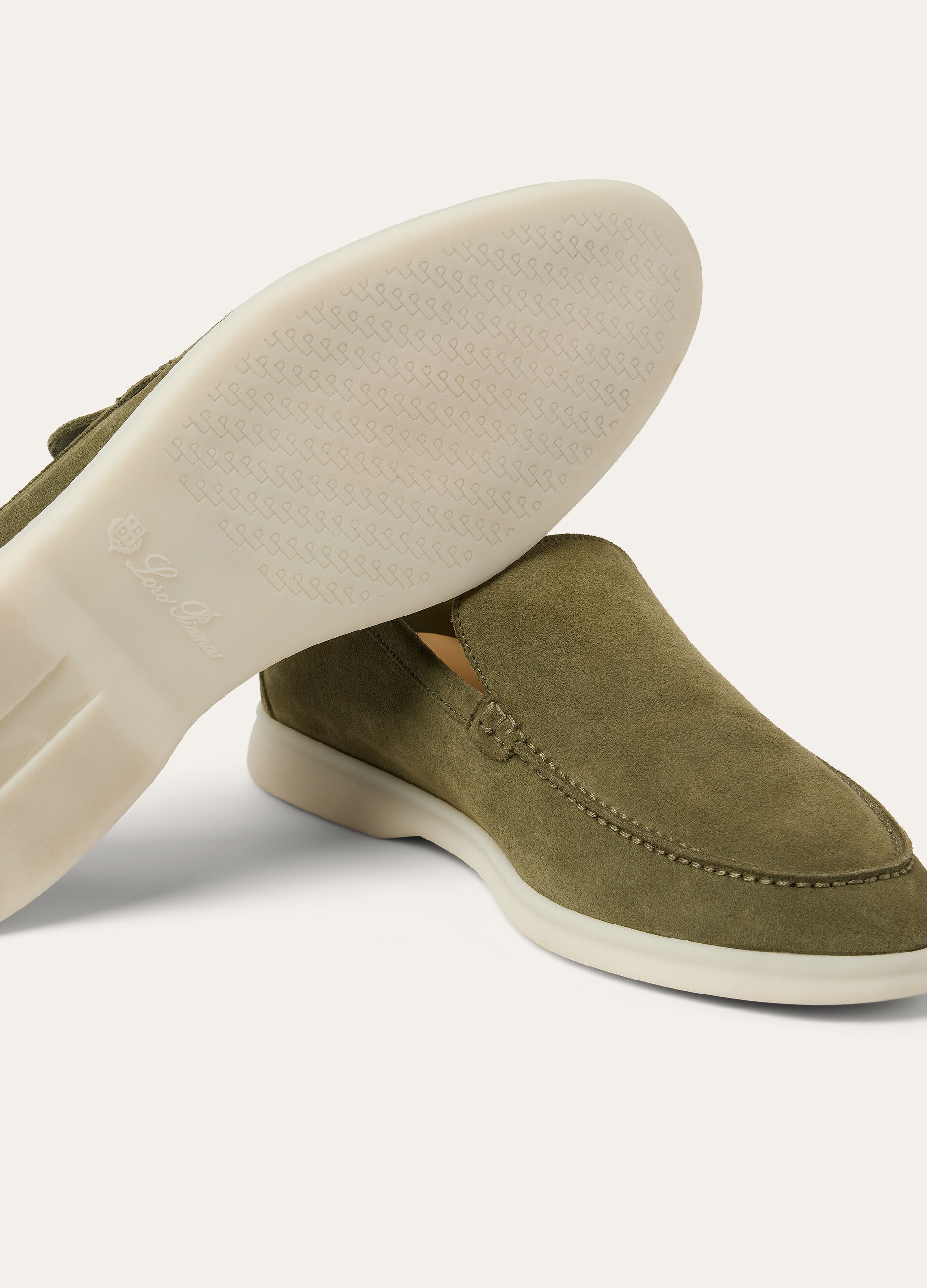 SUMMER WALK SUEDE