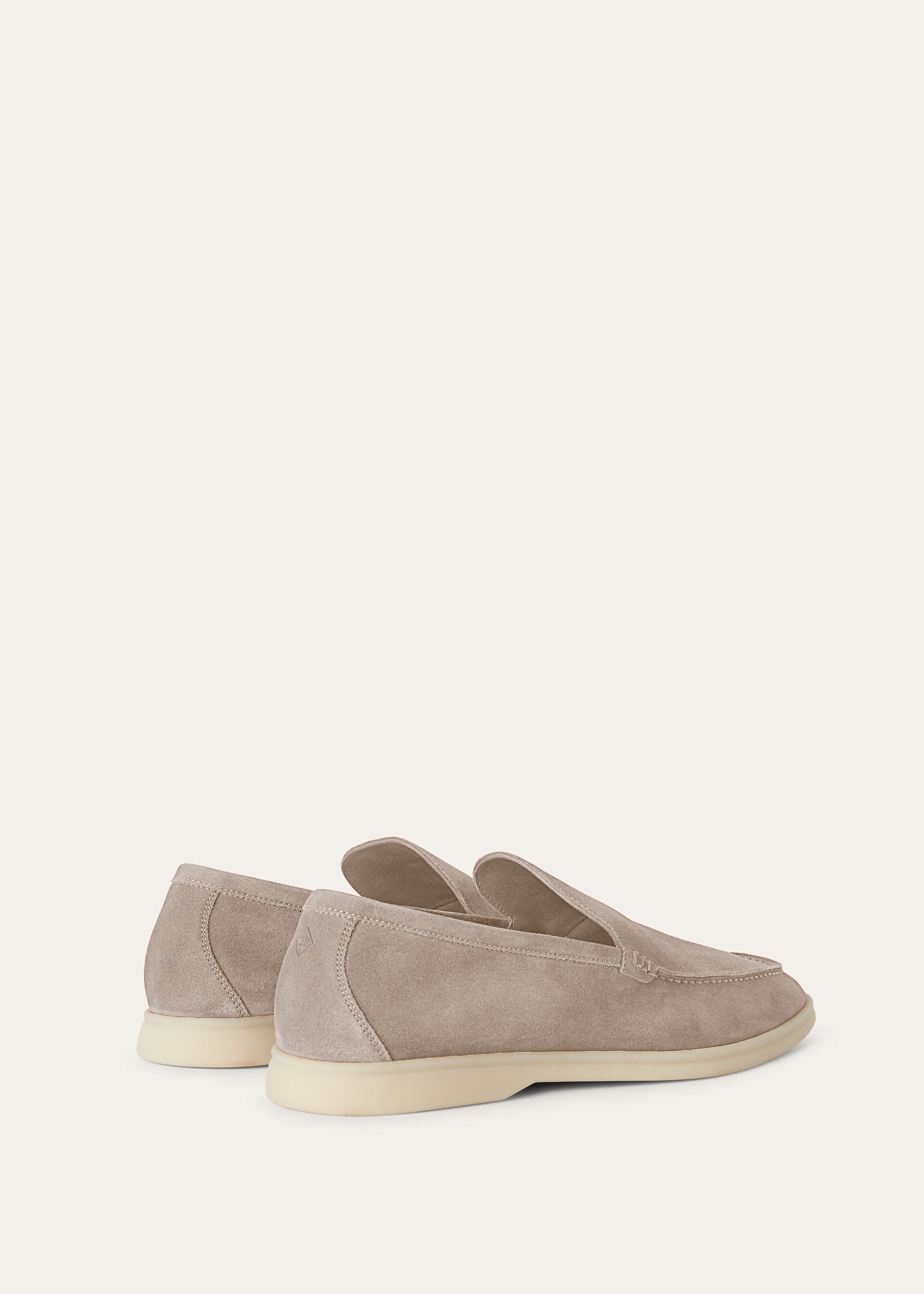 SUMMER WALK SUEDE