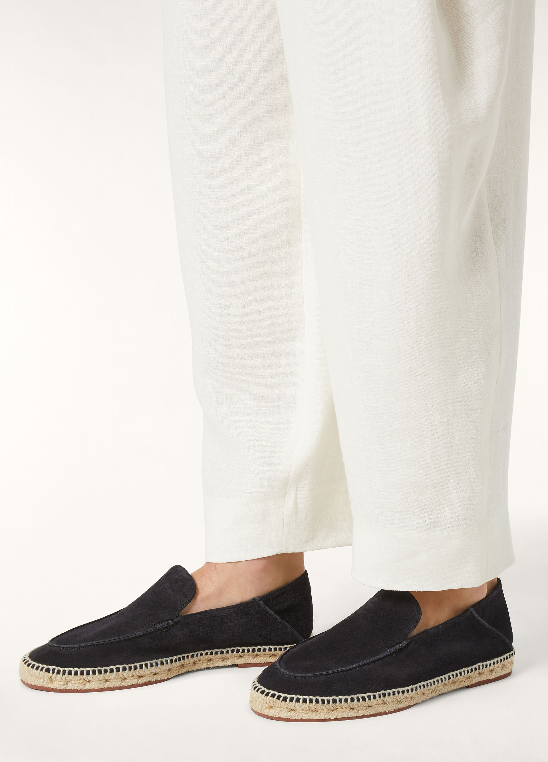 SEASIDE WALK SUEDE