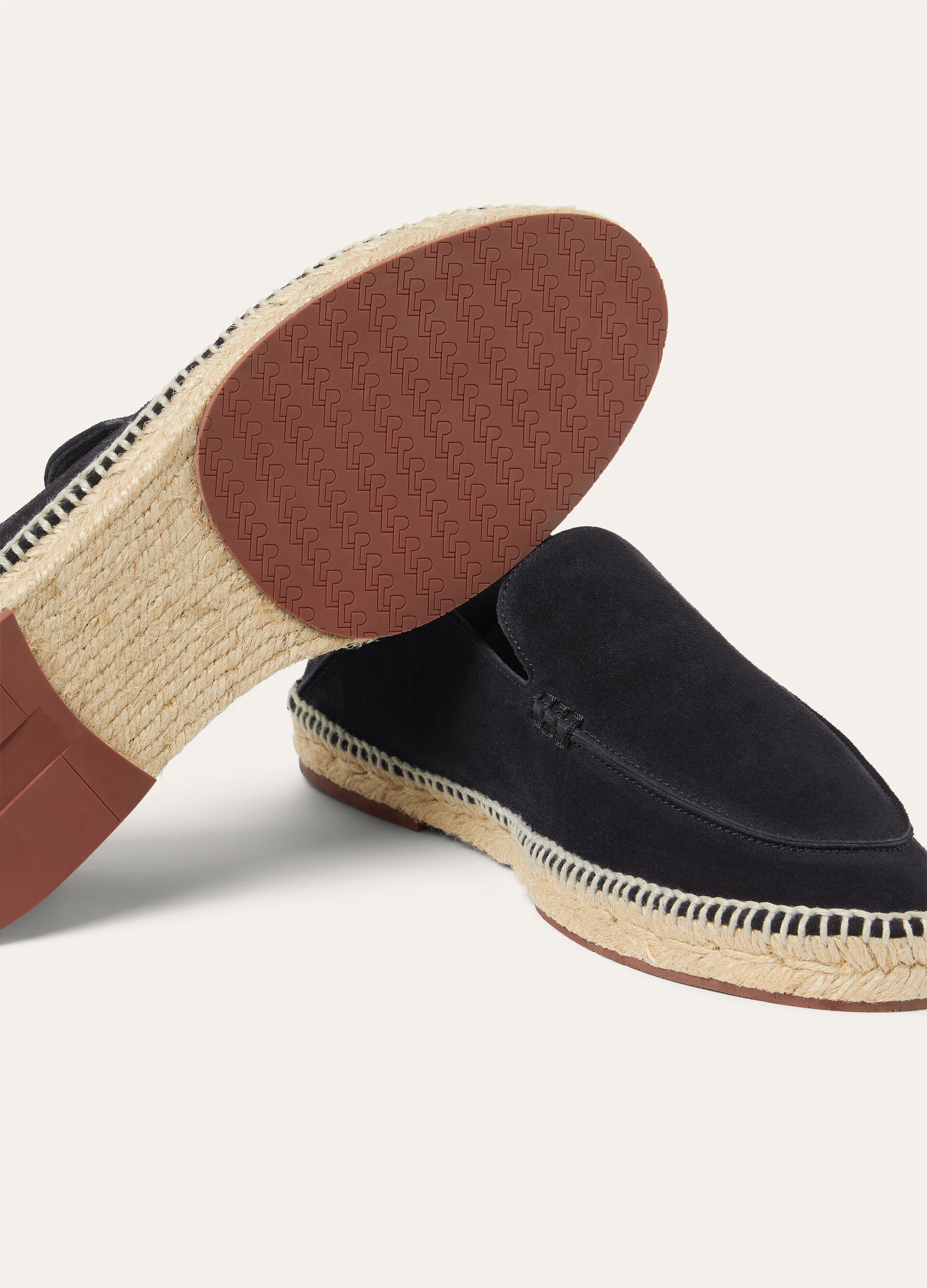 SEASIDE WALK SUEDE