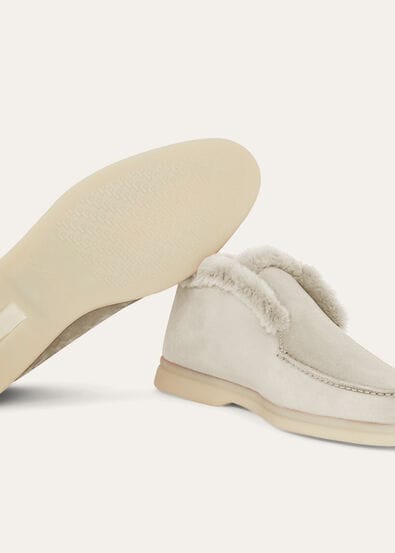OPEN WALK SUEDE FUR