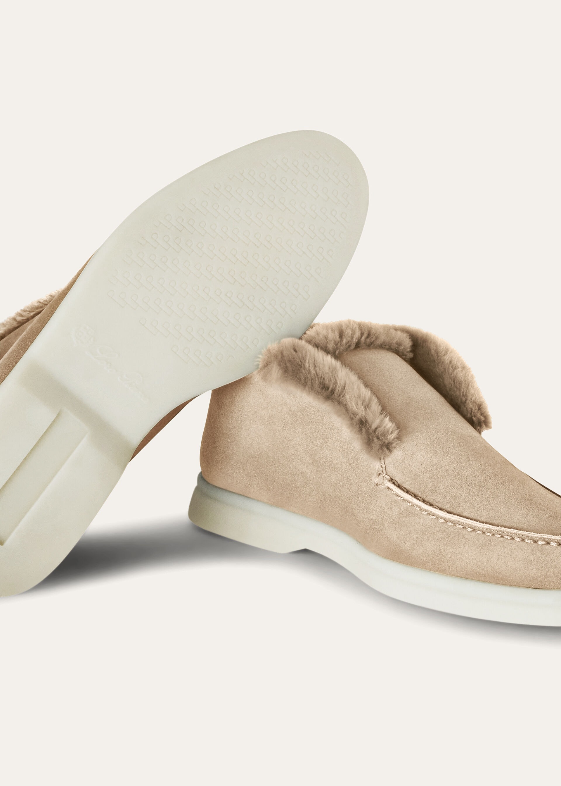 OPEN WALK SUEDE FUR