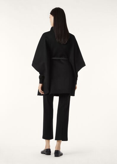 SALZBURG CAPE D. CASH                             