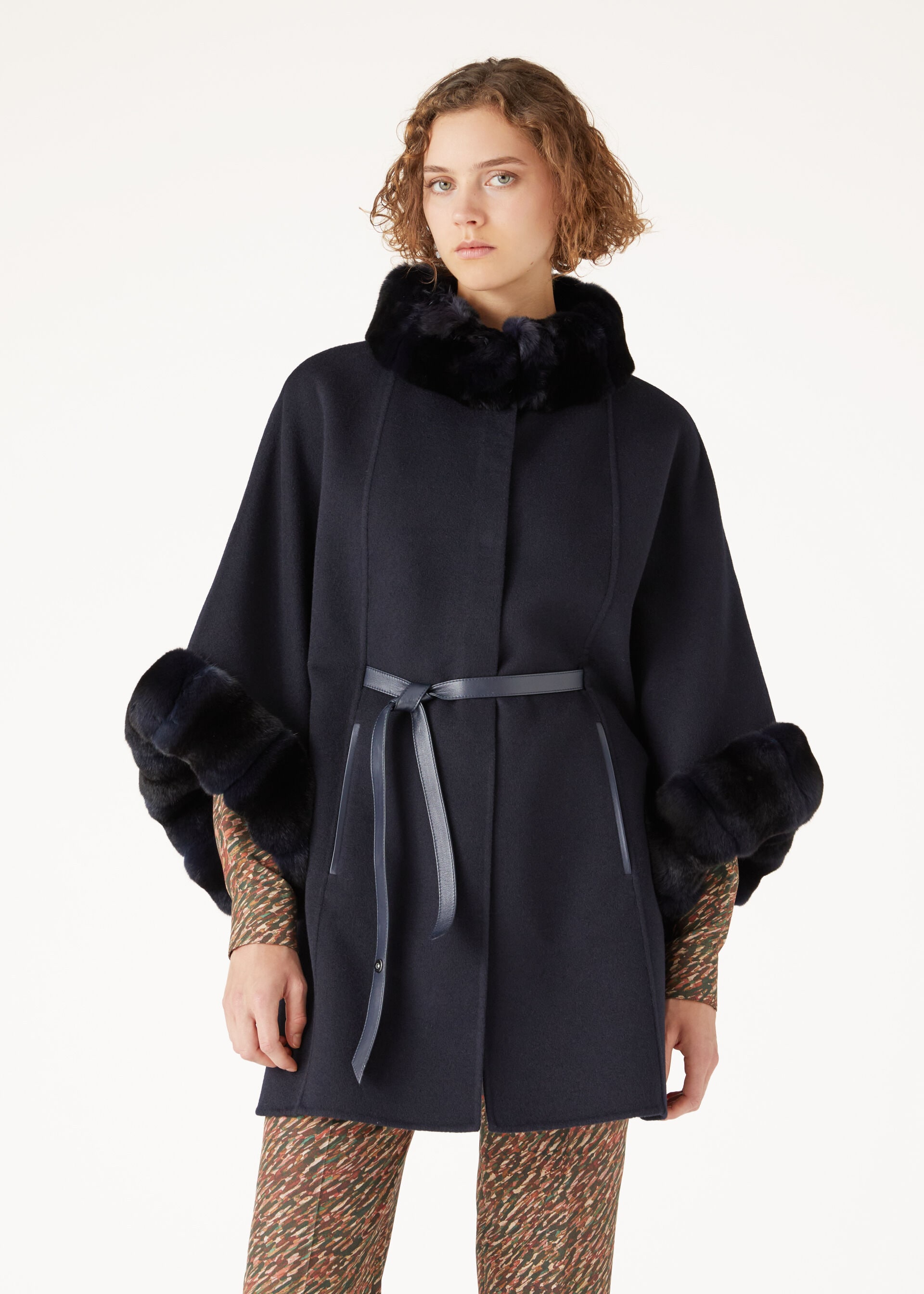 SALZBURG CAPE CASH DOUBLE CINCILLA