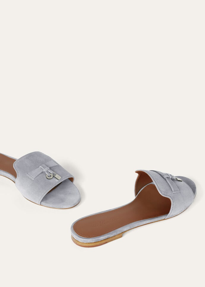 サンダル・ミュール Loro Piana Summer Charms Flat Suede Sandals Summer Charms flat suede sandals LORO PIANA - Nugnes1920