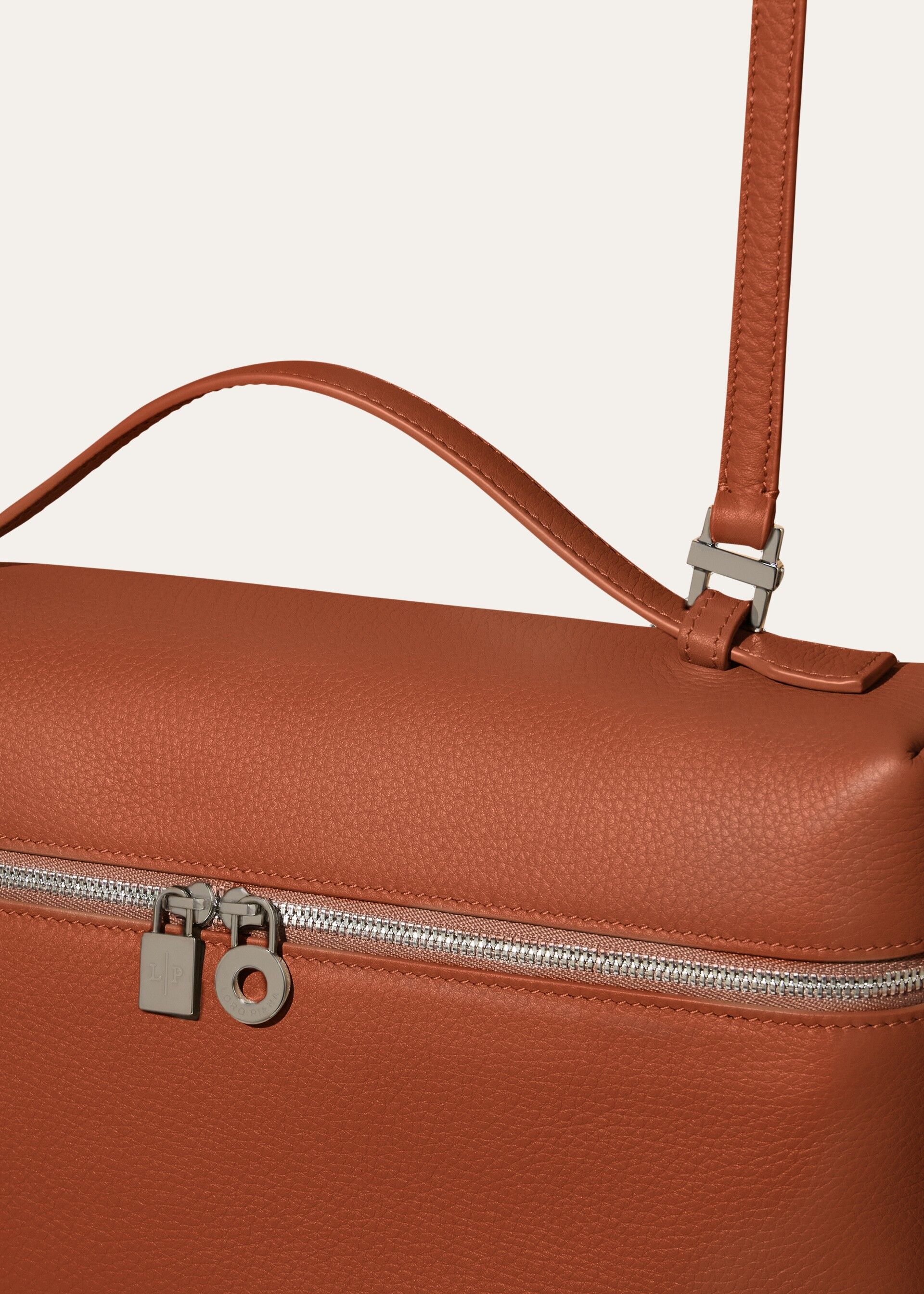 EXTRA POCKET L27 TENDER CALF