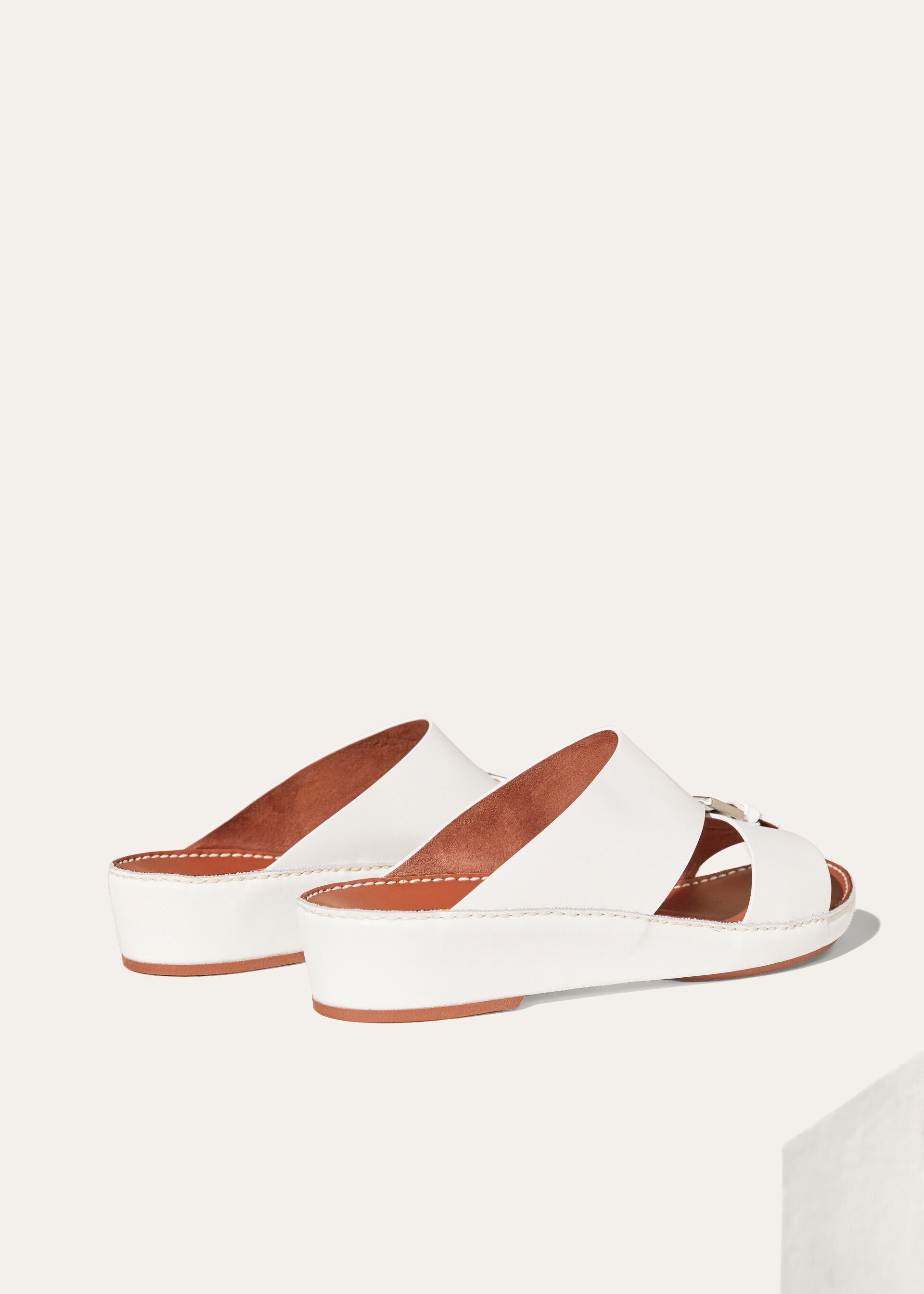 ALSAVEL BUCKLE SANDAL CALF