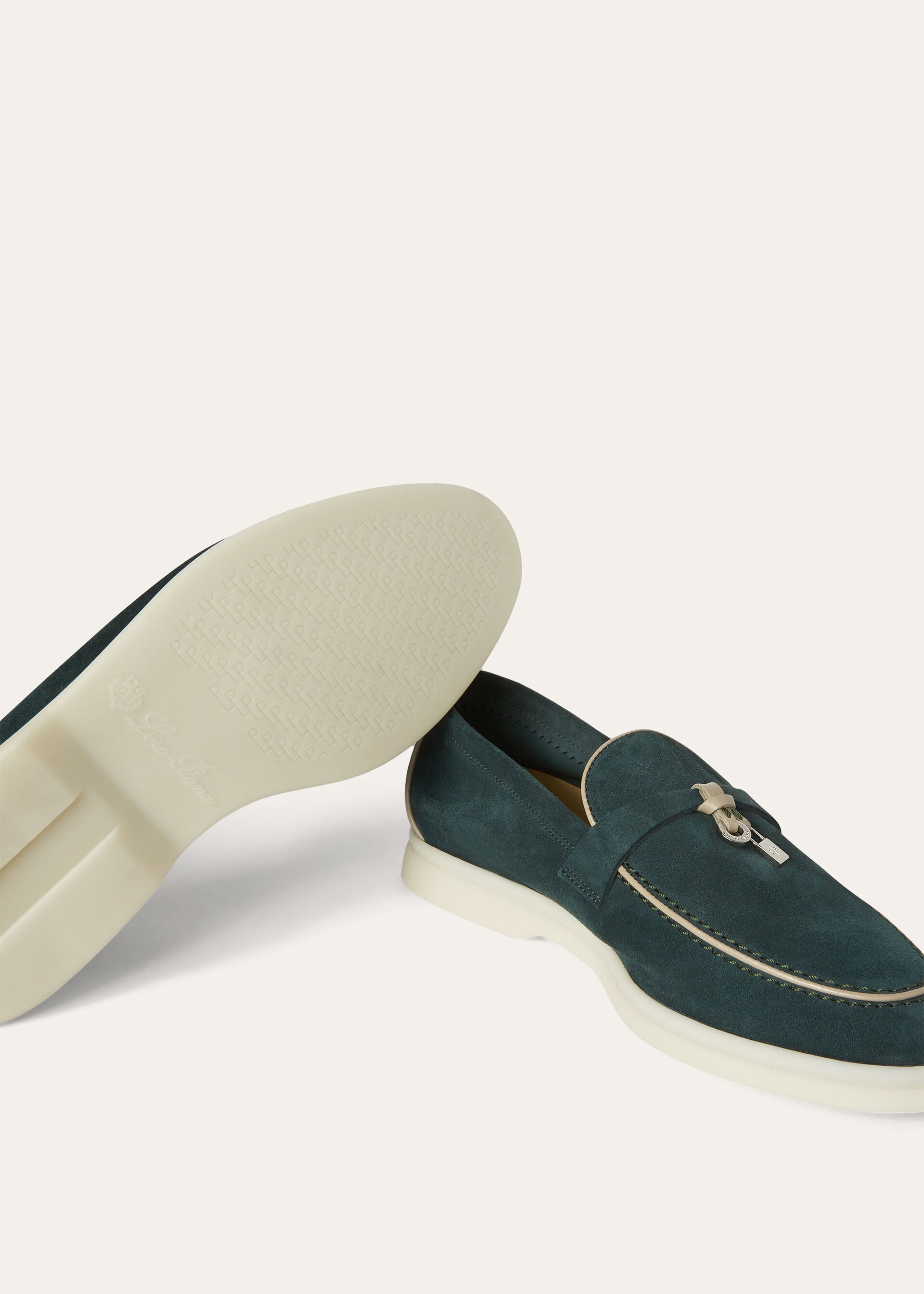 SUMMER CHARMS WALK P. SUEDE