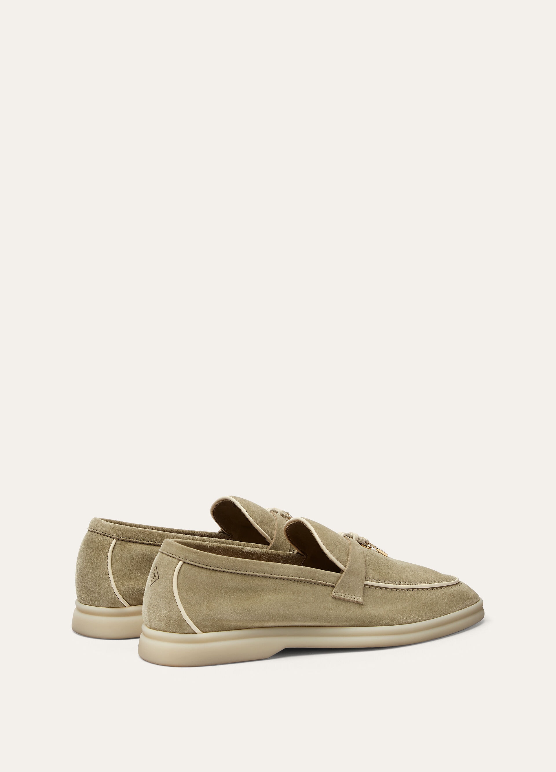 SUMMER CHARMS WALK P. SUEDE
