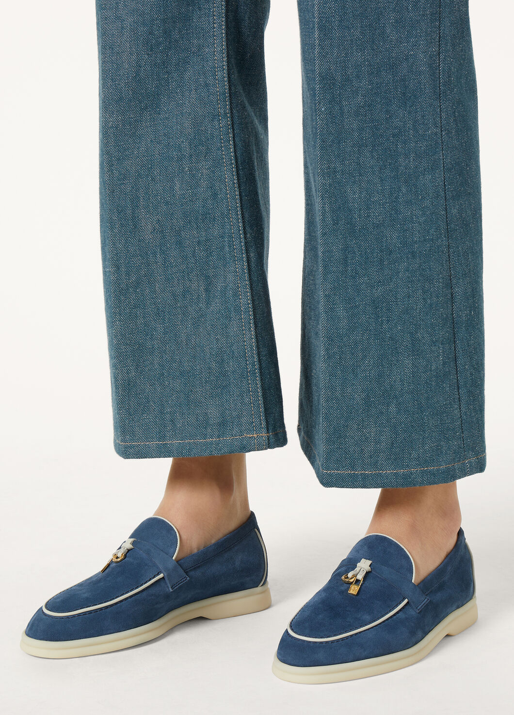 SUMMER CHARMS WALK P. SUEDE