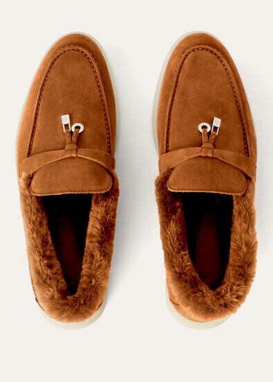 SUMMER CHARMS WALK SUEDE FUR