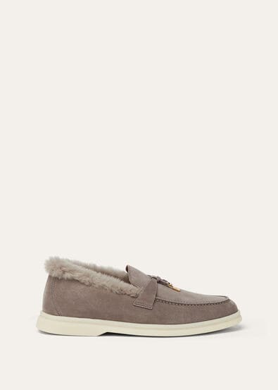 SUMMER CHARMS WALK SUEDE FUR