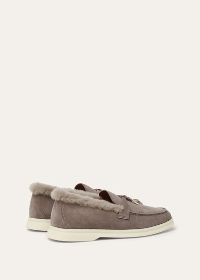 SUMMER CHARMS WALK SUEDE FUR