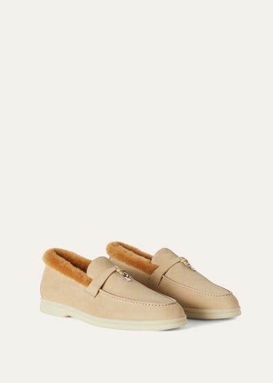SUMMER CHARMS WALK SUEDE FUR