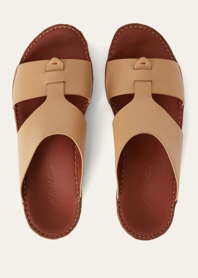 NEW BUCKLE WALK SANDAL CALF