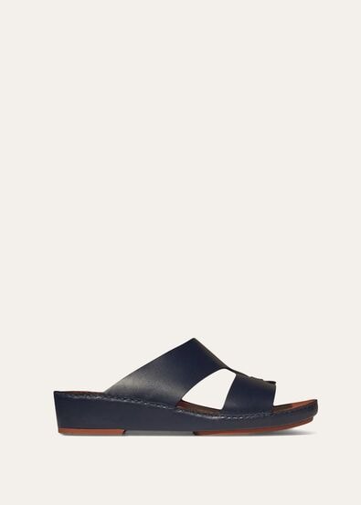 NEW BUCKLE WALK SANDAL CALF