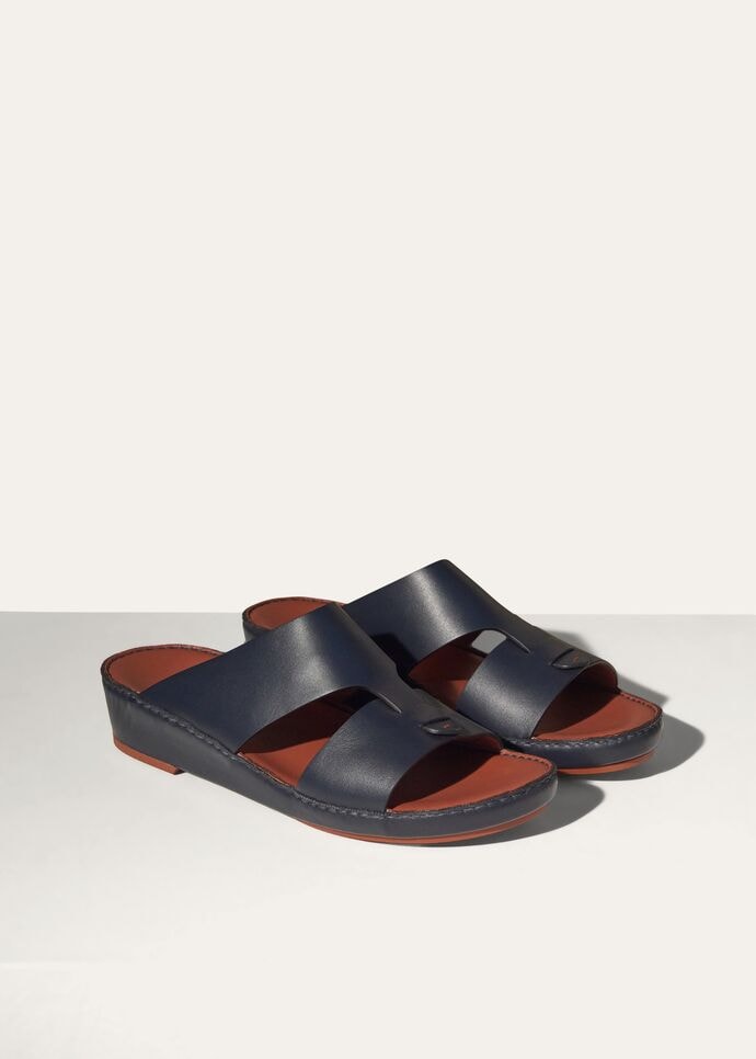 NEW BUCKLE WALK SANDAL CALF_FAL9928_W000_2