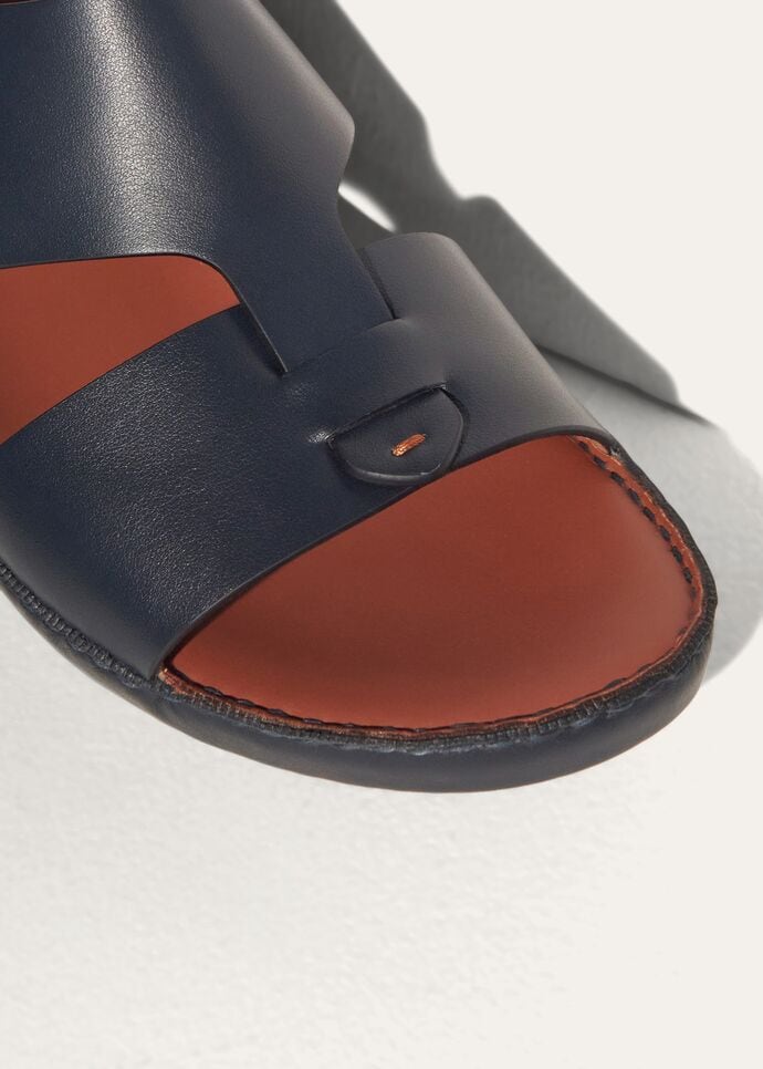 NEW BUCKLE WALK SANDAL CALF_FAL9928_W000_6
