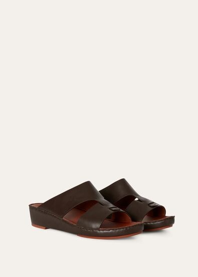 NEW BUCKLE WALK SANDAL CALF