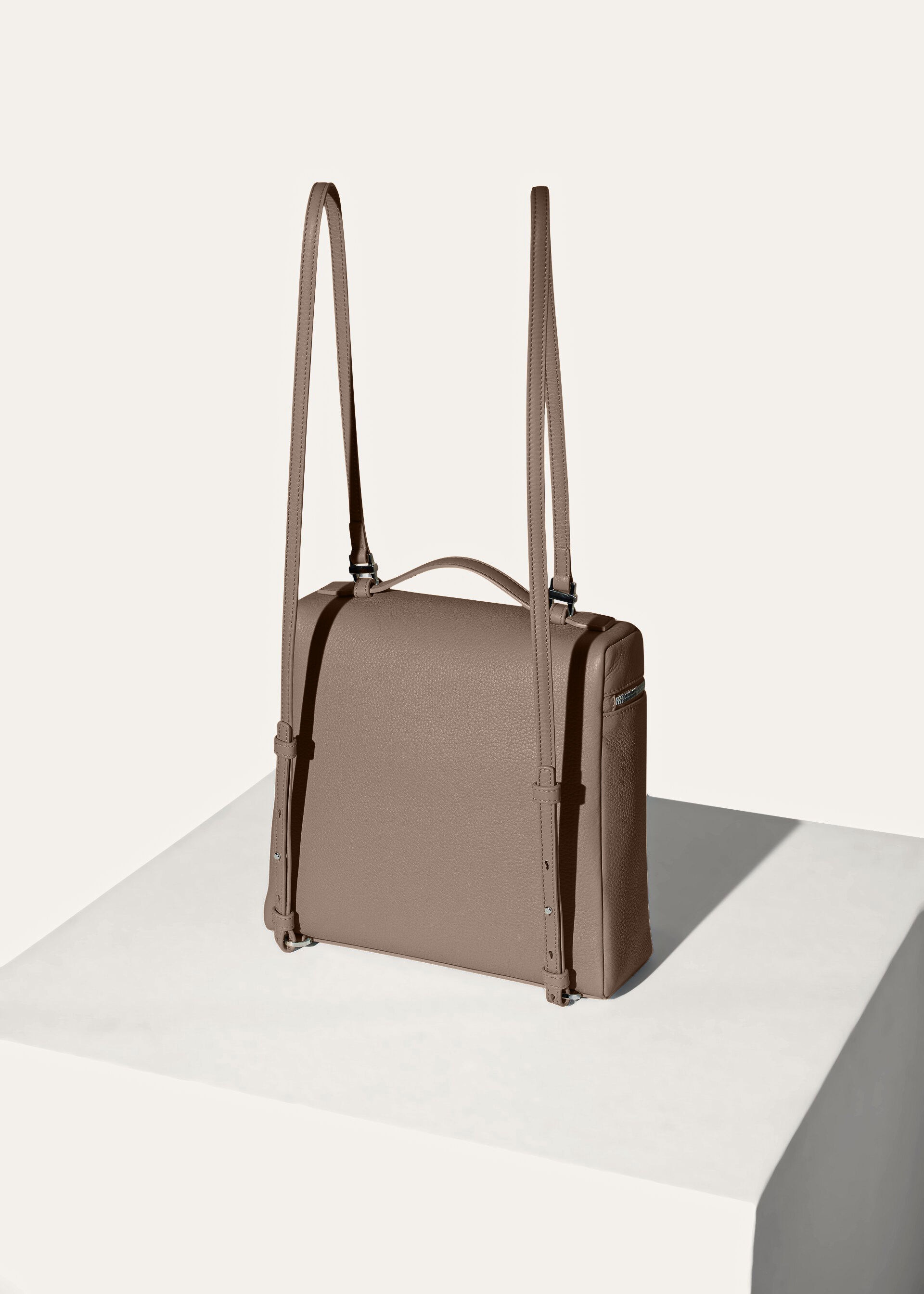 EXTRA POCKET  BACKPACK L23,5 TENDER CALF