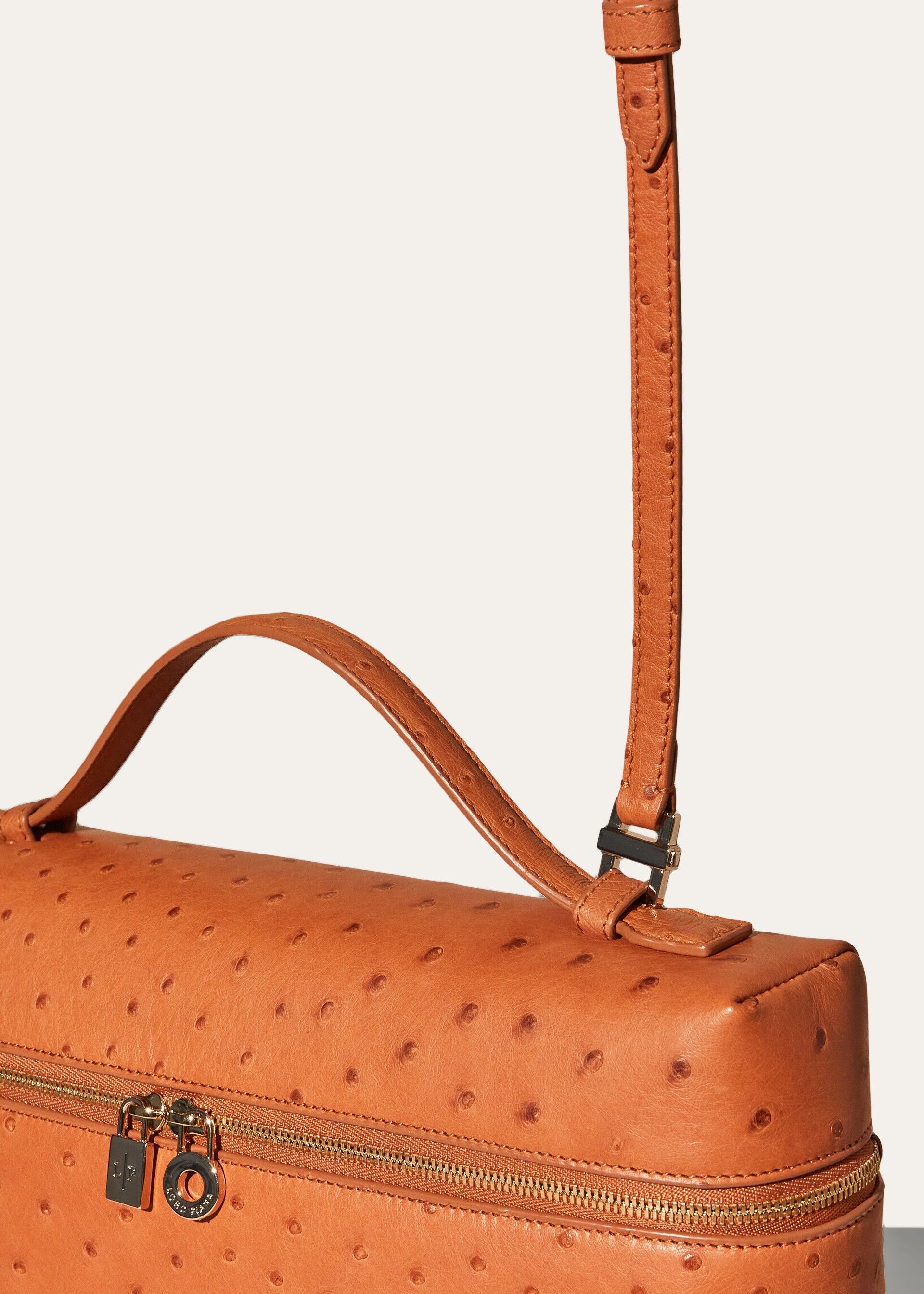 EXTRA POCKET L27 OSTRICH SADDLE FINISH