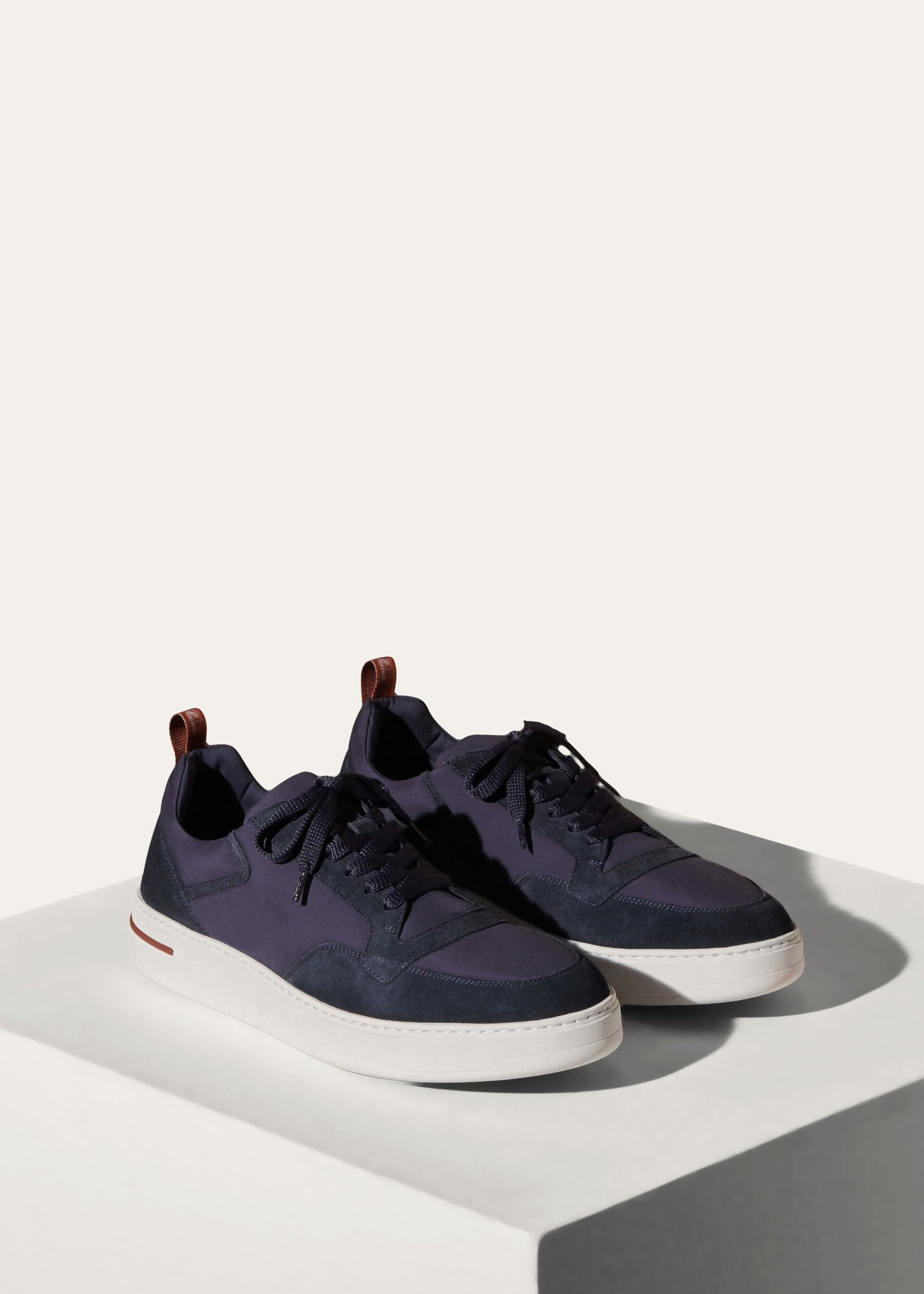 NEWPORT WALK WIND SUEDE