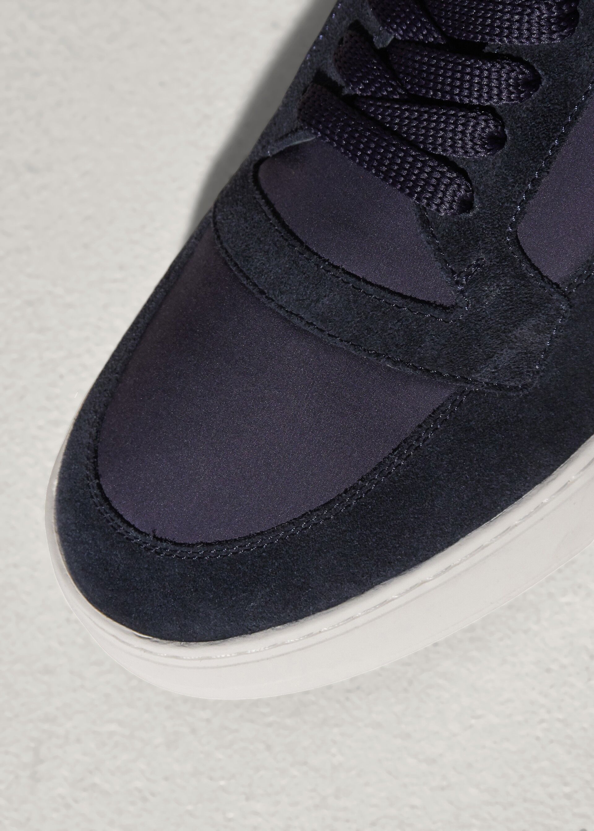 NEWPORT WALK WIND SUEDE