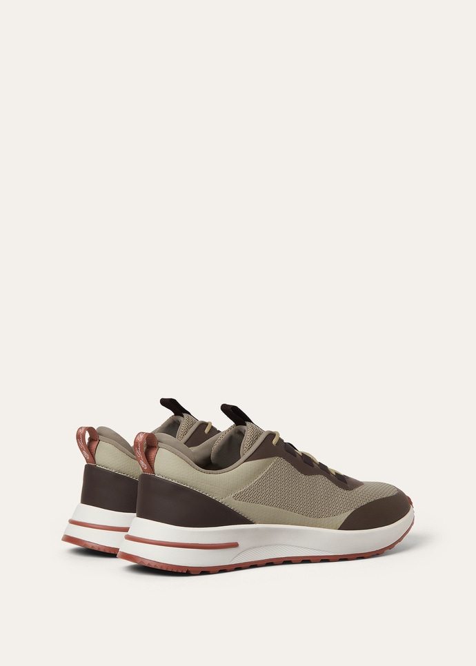 WEEK_END WALK EVO PERFORMANCE MESH TECHNICAL FILM_FAM1718_F7HB_4