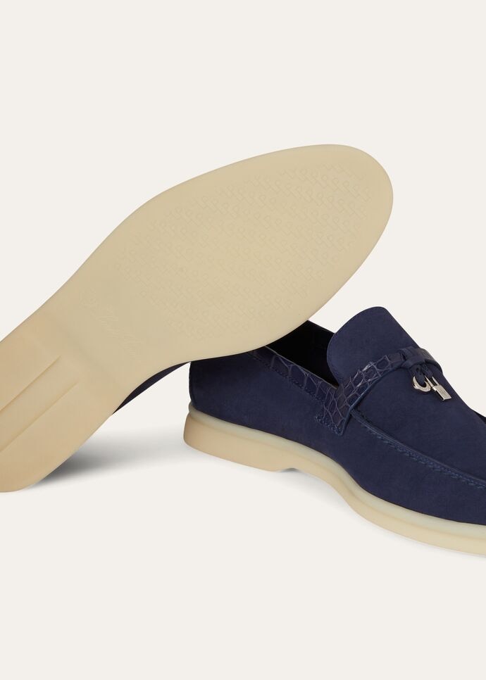 SUMMER CHARMS WALK SUEDE ALLIGATOR_FAM3261_WA06_4