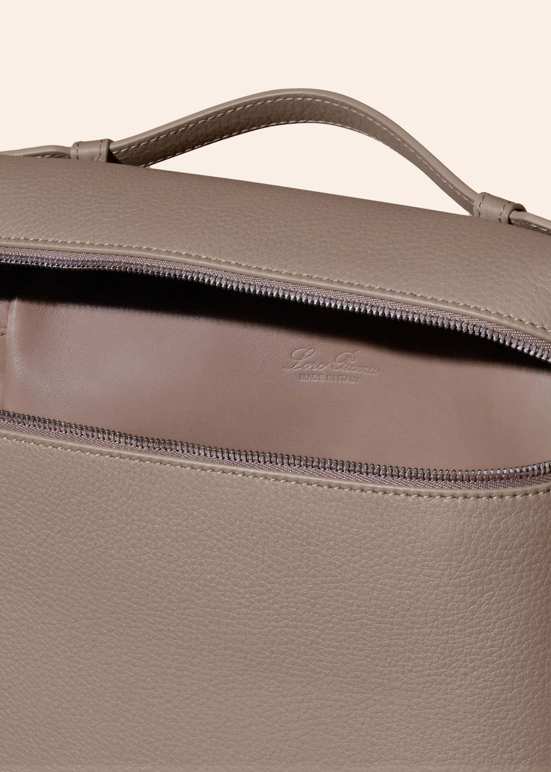 EXTRA POCKET BACKPACK L23,5 TENDER CALF