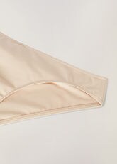 FAM7063_D0D6_THUMBNAIL