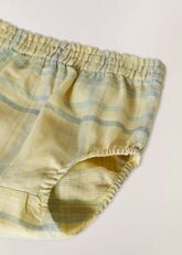 FAM7522_F4DH_THUMBNAIL