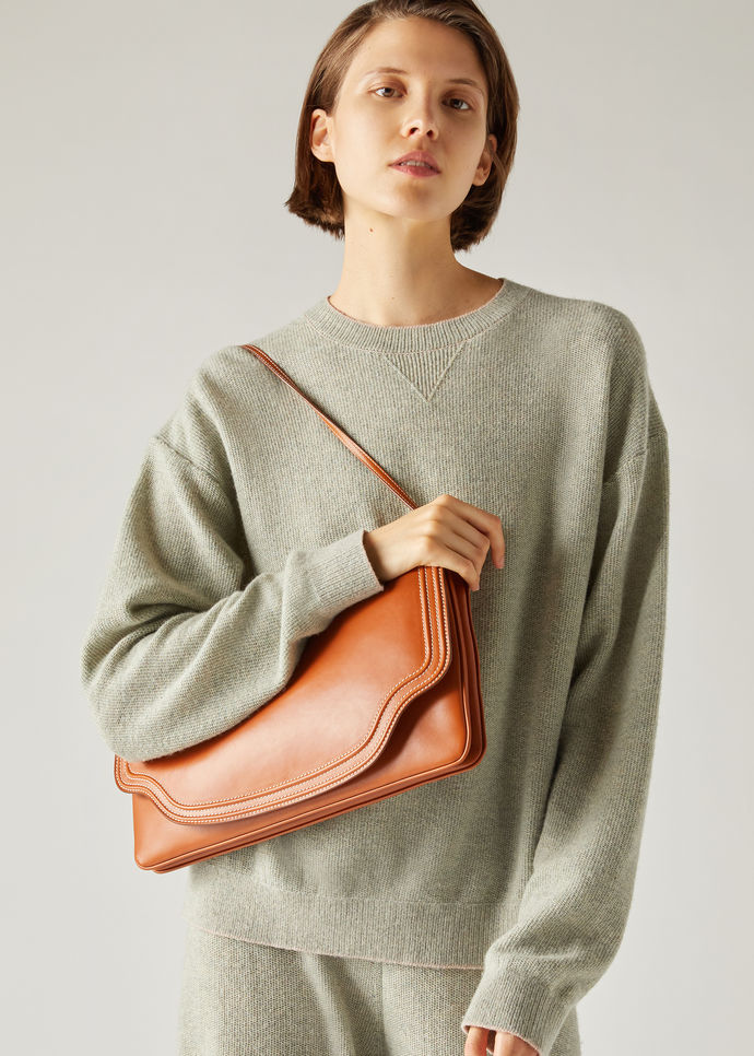 Onde Large Clutch in Calfskin Warm Tan