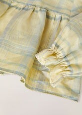 FAM8819_F4DH_THUMBNAIL