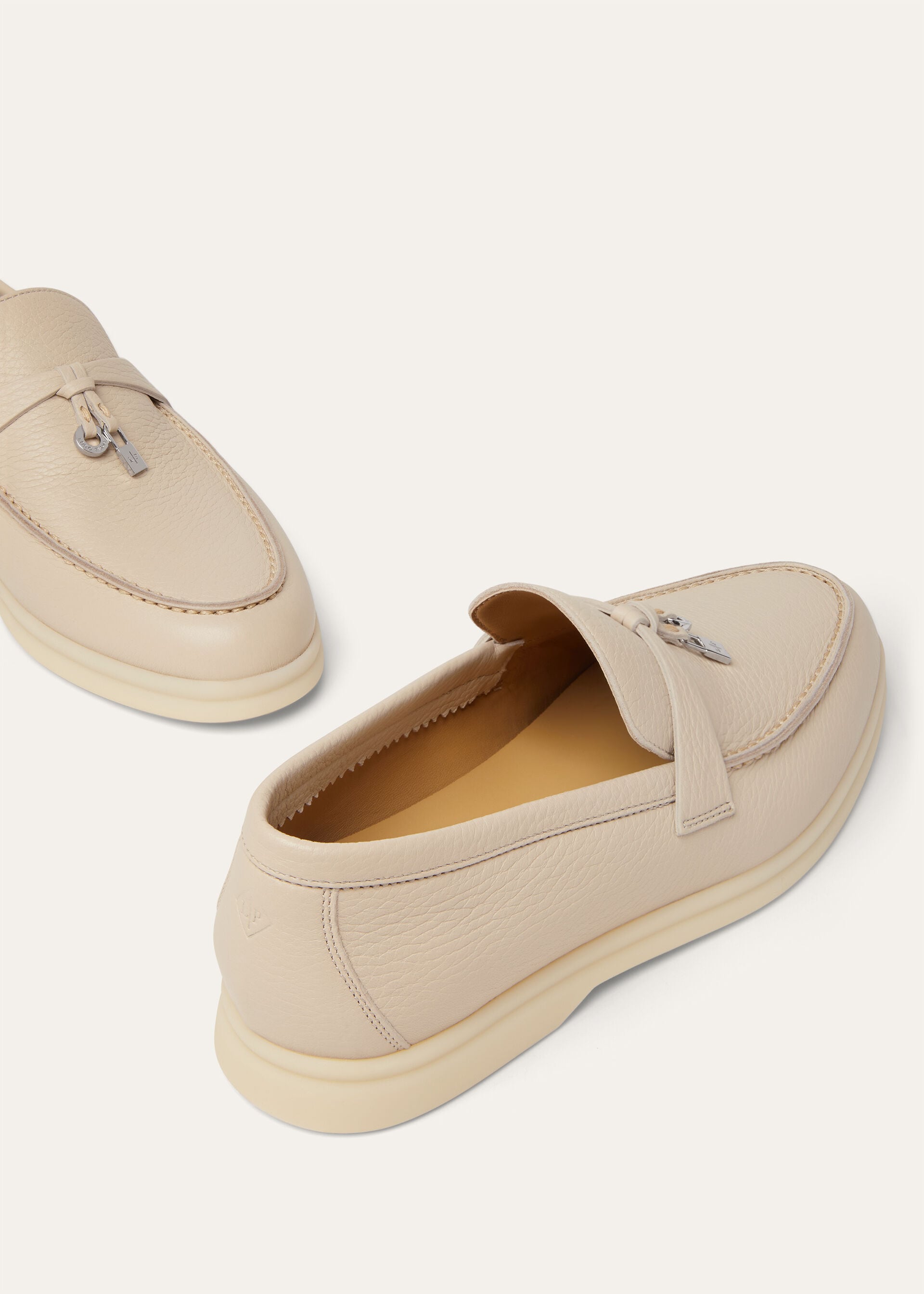 SUMMER CHARMS WALK 13 DEER