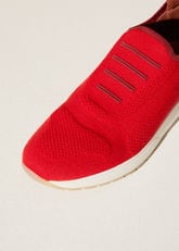 FAM9846_R726_THUMBNAIL