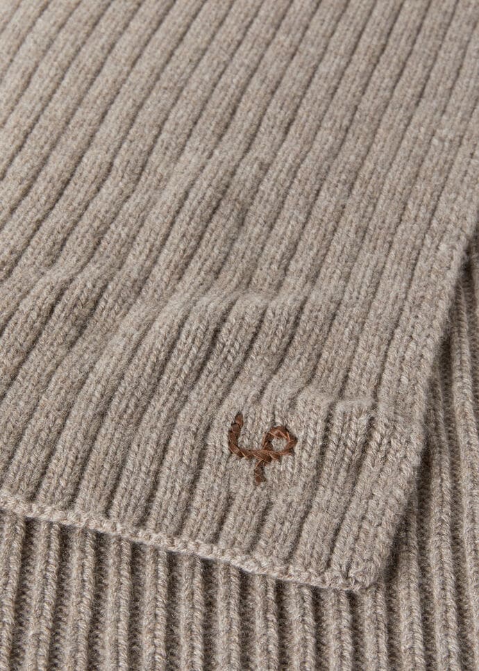 RIB STITCH LP SCARF CASH GG 3_FAN2021_D786_NR_3