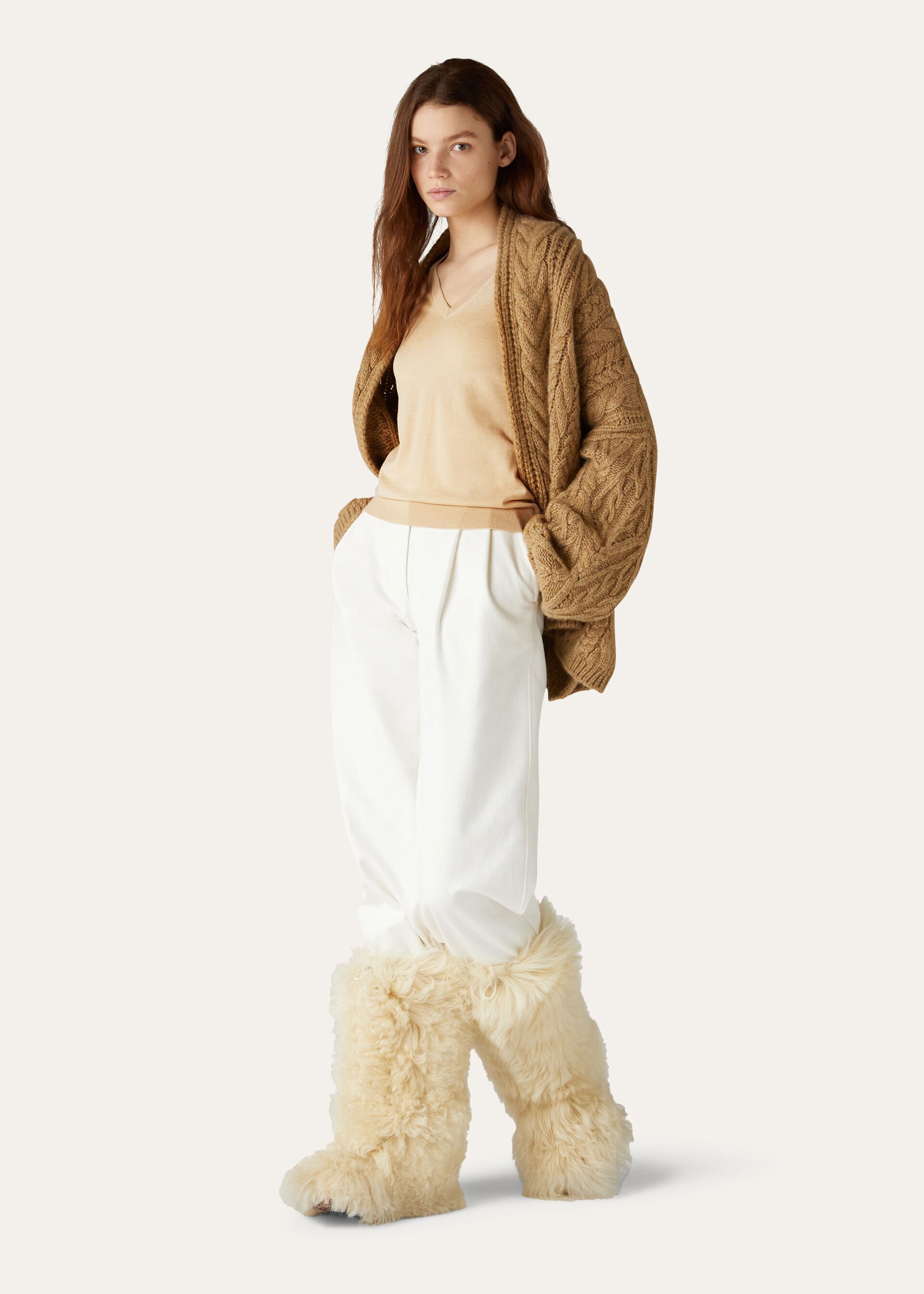 VICUNA ICONIC V NECK SWEATER GG 33