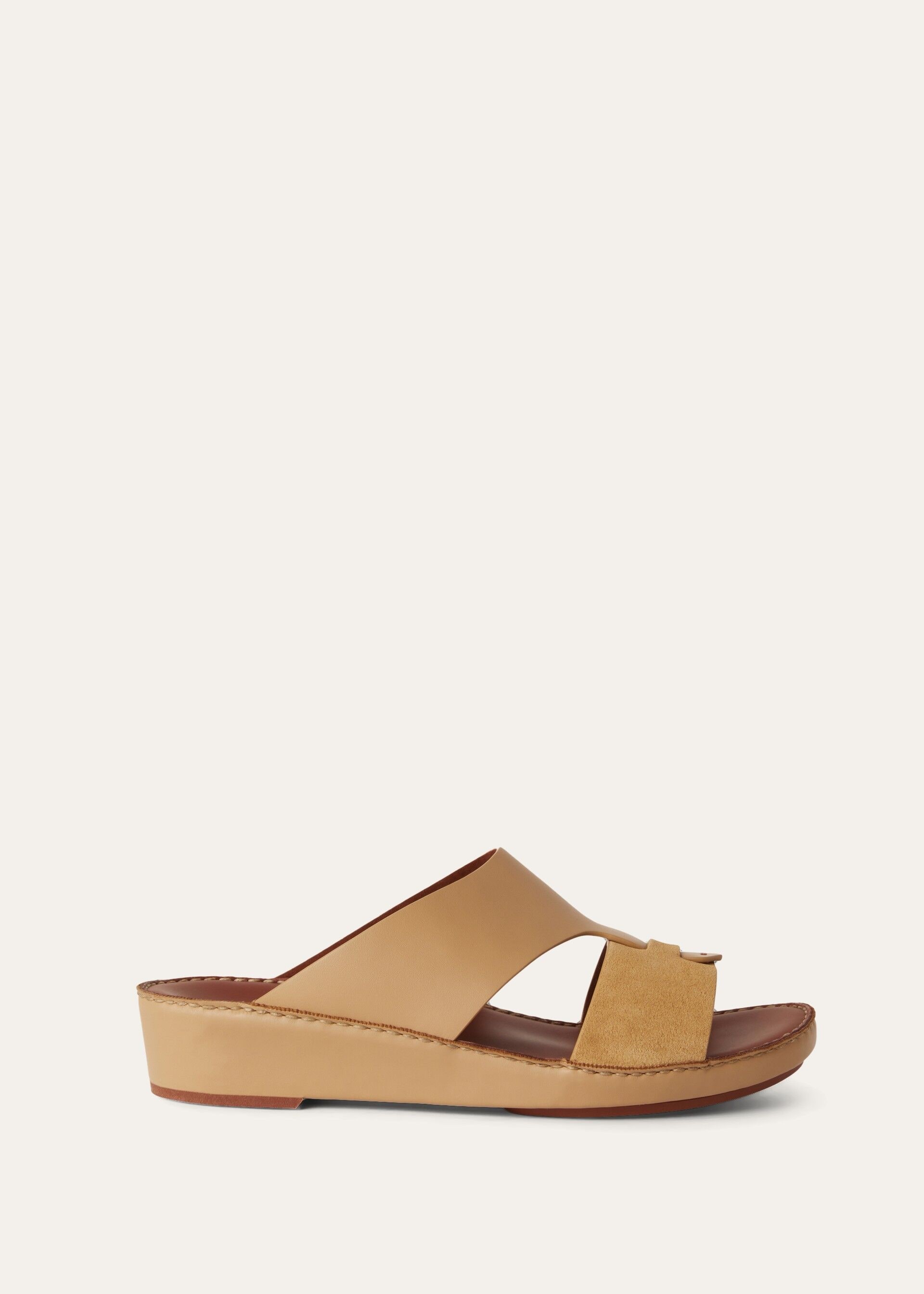 NEW BUCKLE  WALK SUEDE CALF