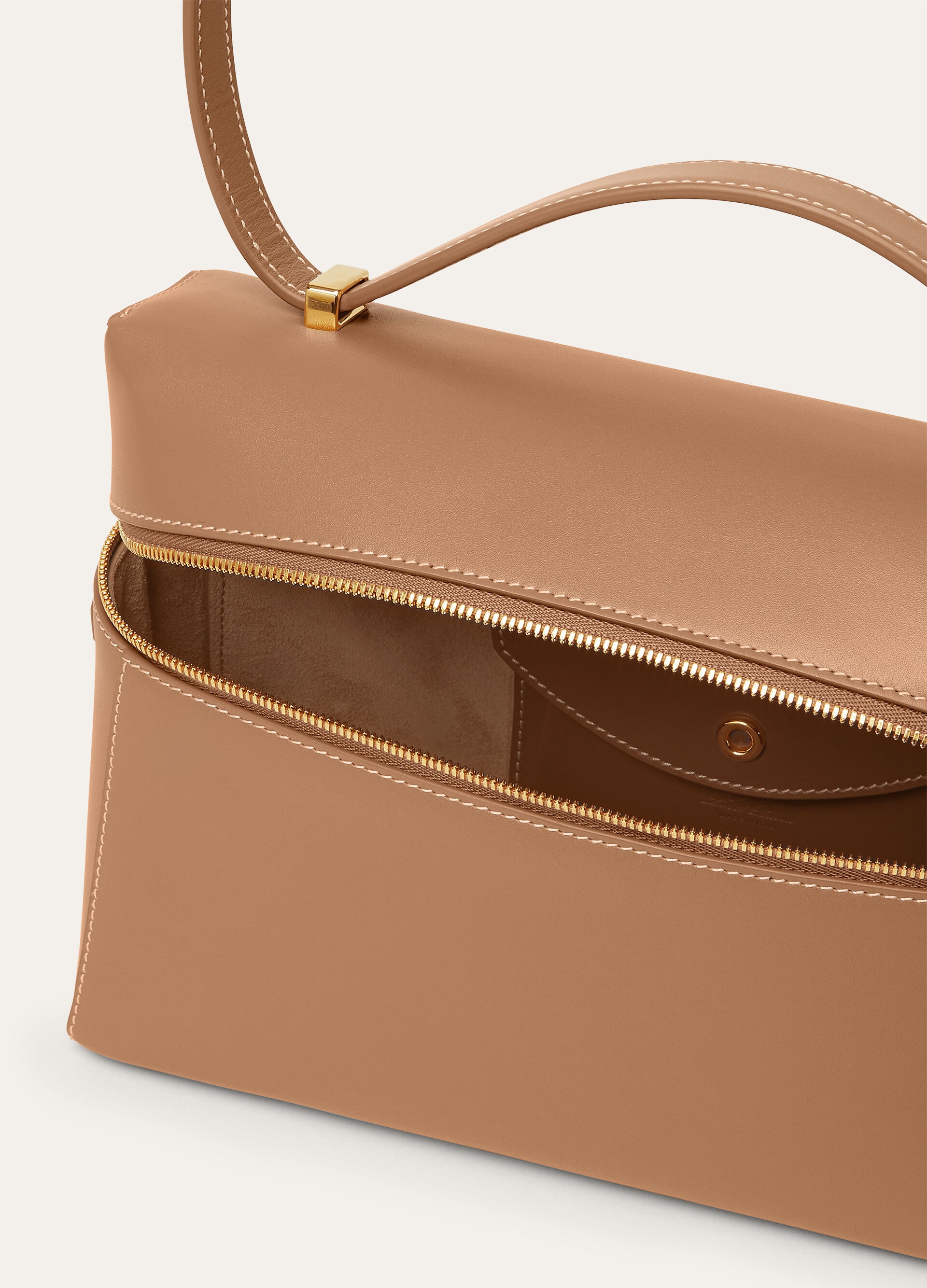EXTRA BAG L27 SADDLE LEATHER 20AU