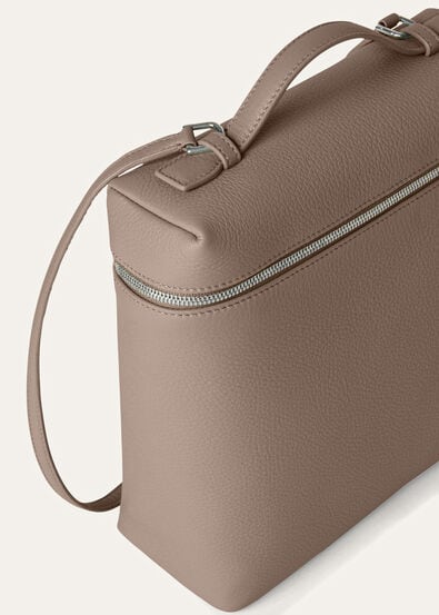 EXTRA POCKET L23.5 BACKPACK TENDER CALF