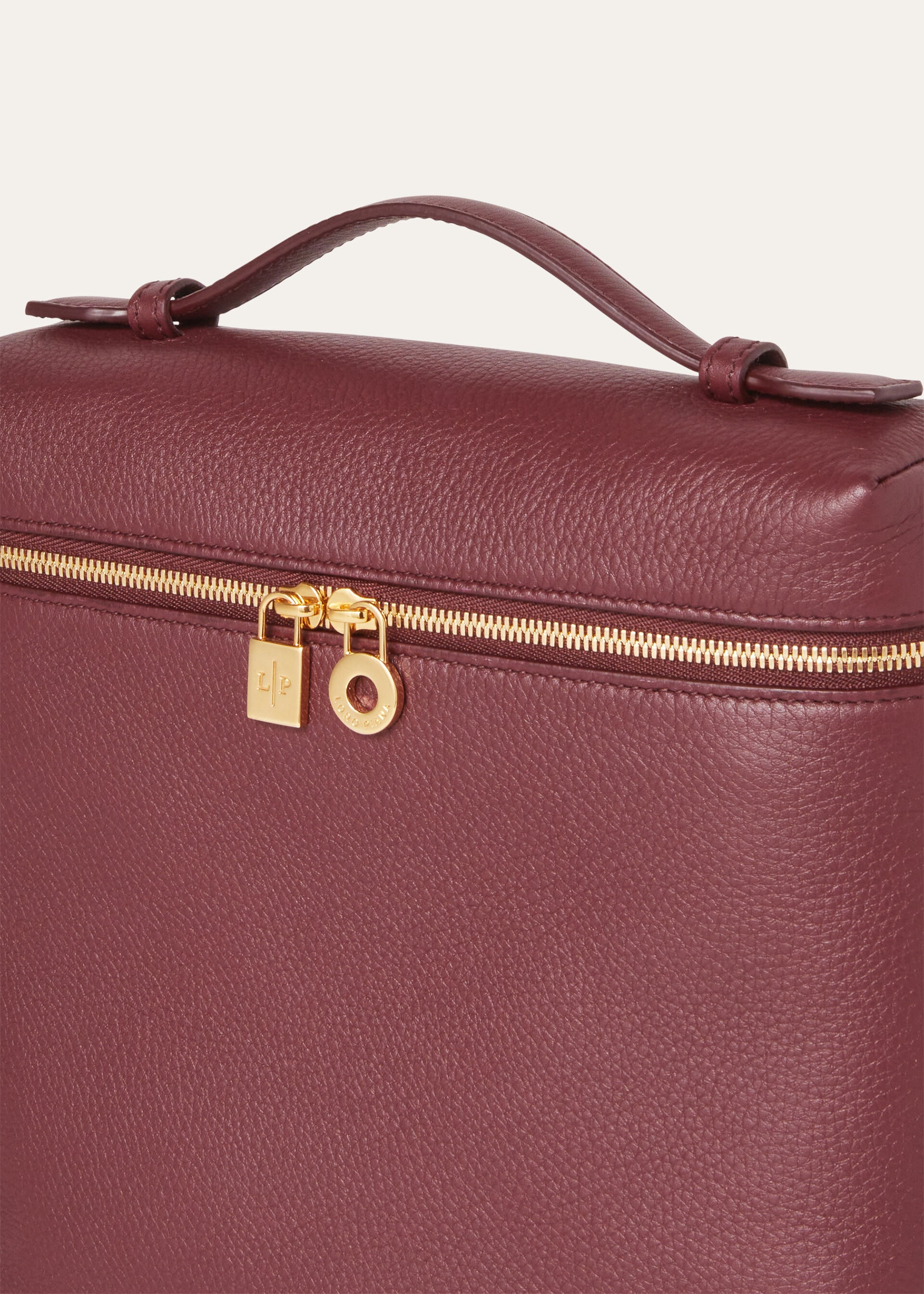 EXTRA POCKET L23.5 BACKPACK TENDER CALF