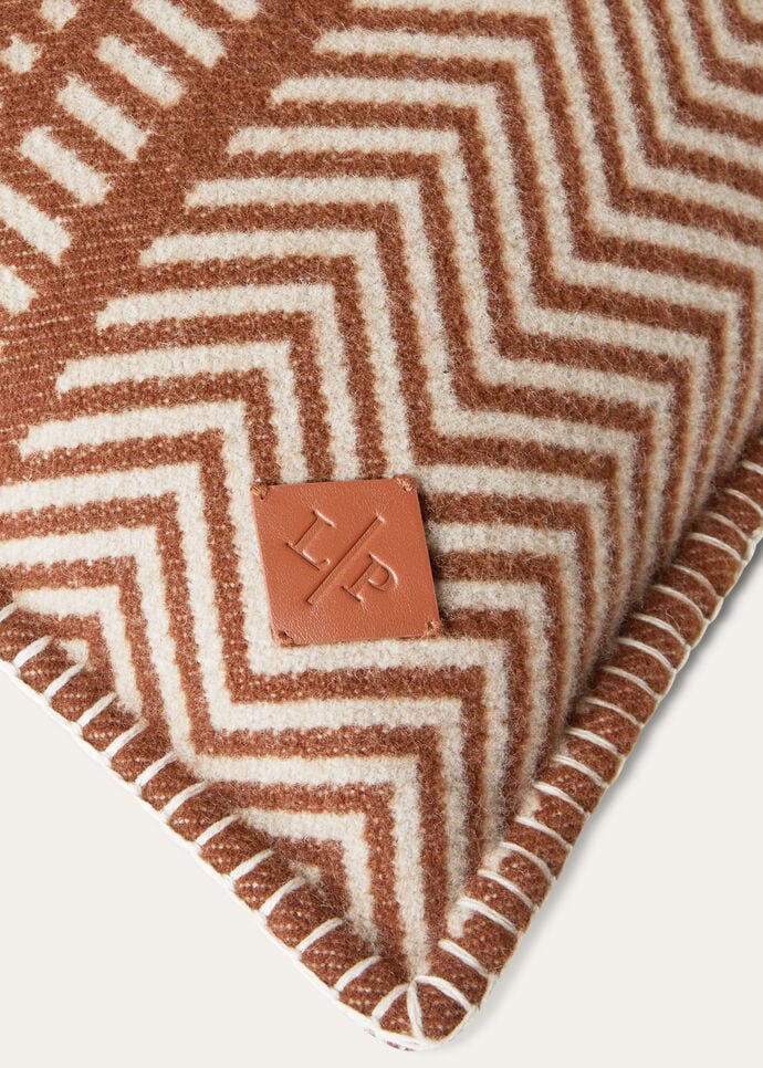 PILLOW ATACAMA_FAN4230_F6IV_NR_2