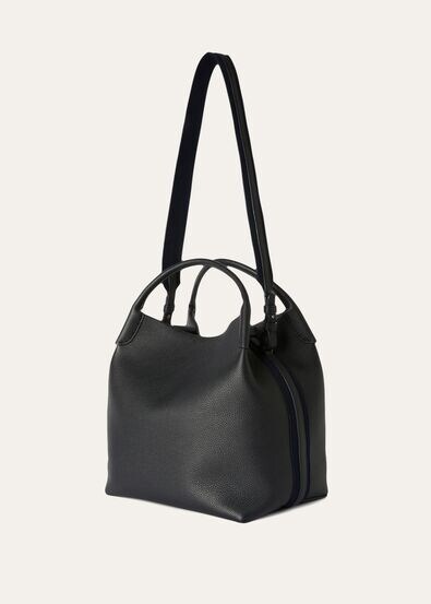 BALE LARGE FINE GRAINED LEATHER