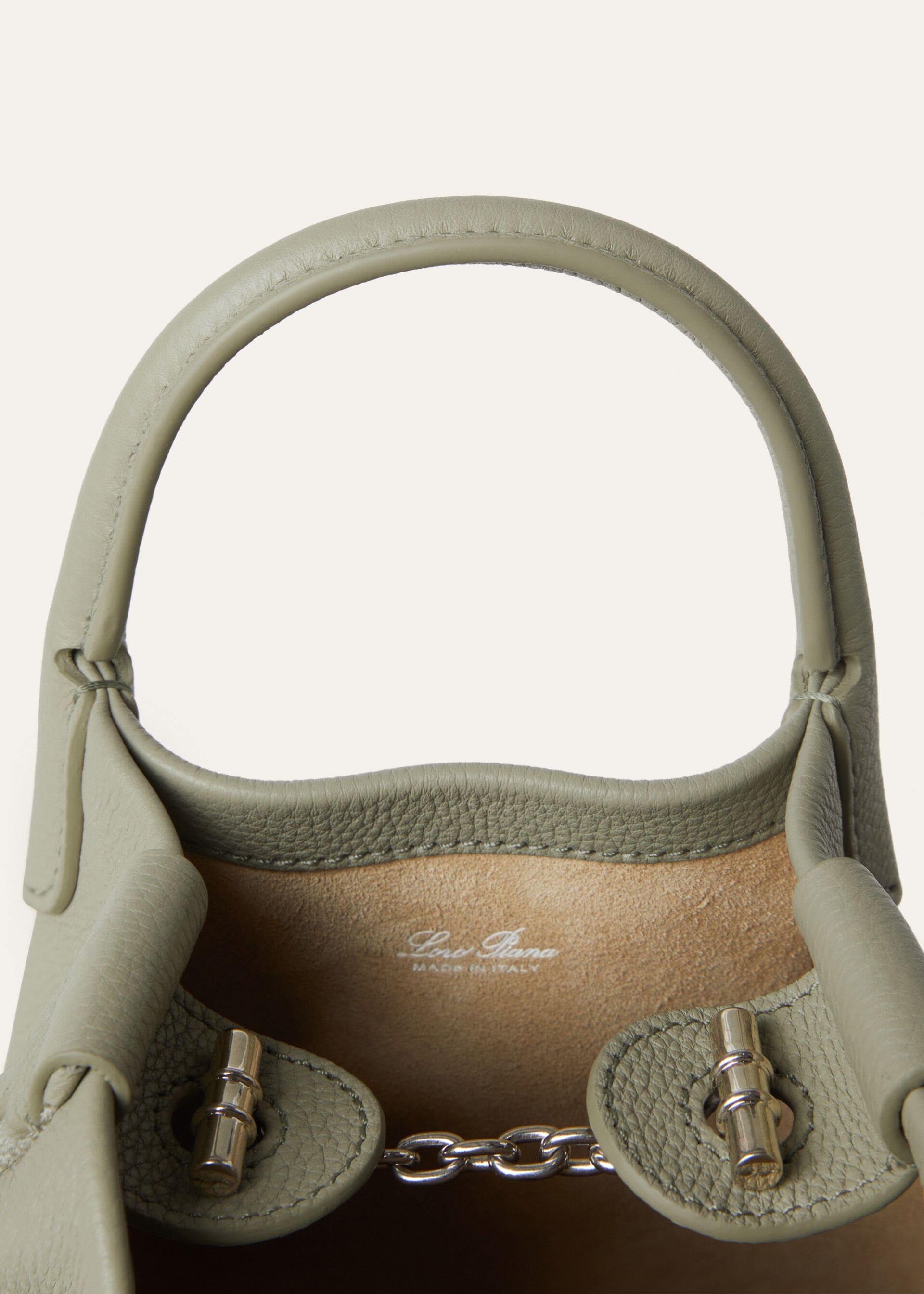BALE MICRO FINE GRAINED LEATHER